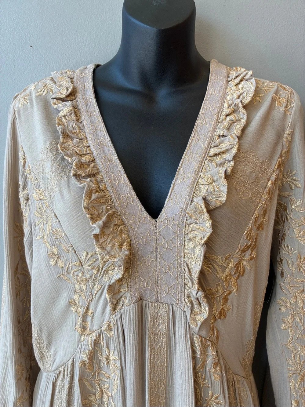 Hale Bob Leighton Taupe & Gold Maxi Dress with Lace Trim - Picture 3 of 8